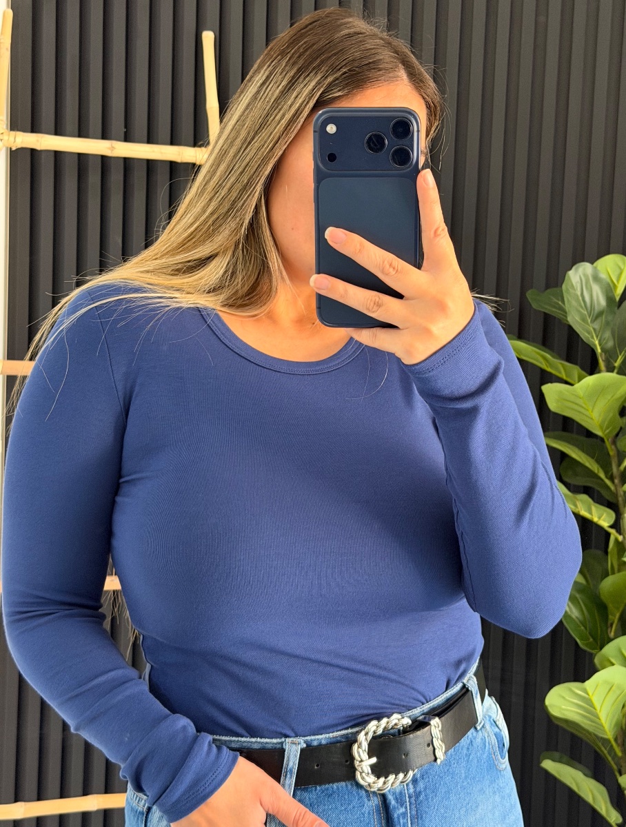 Azul